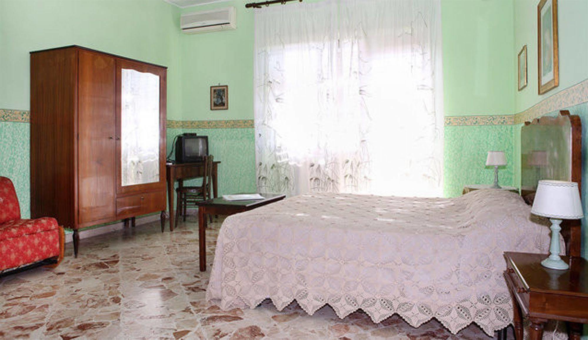 مبيت وإفطار كاتانيا Casa Tina Maugeri المظهر الخارجي الصورة