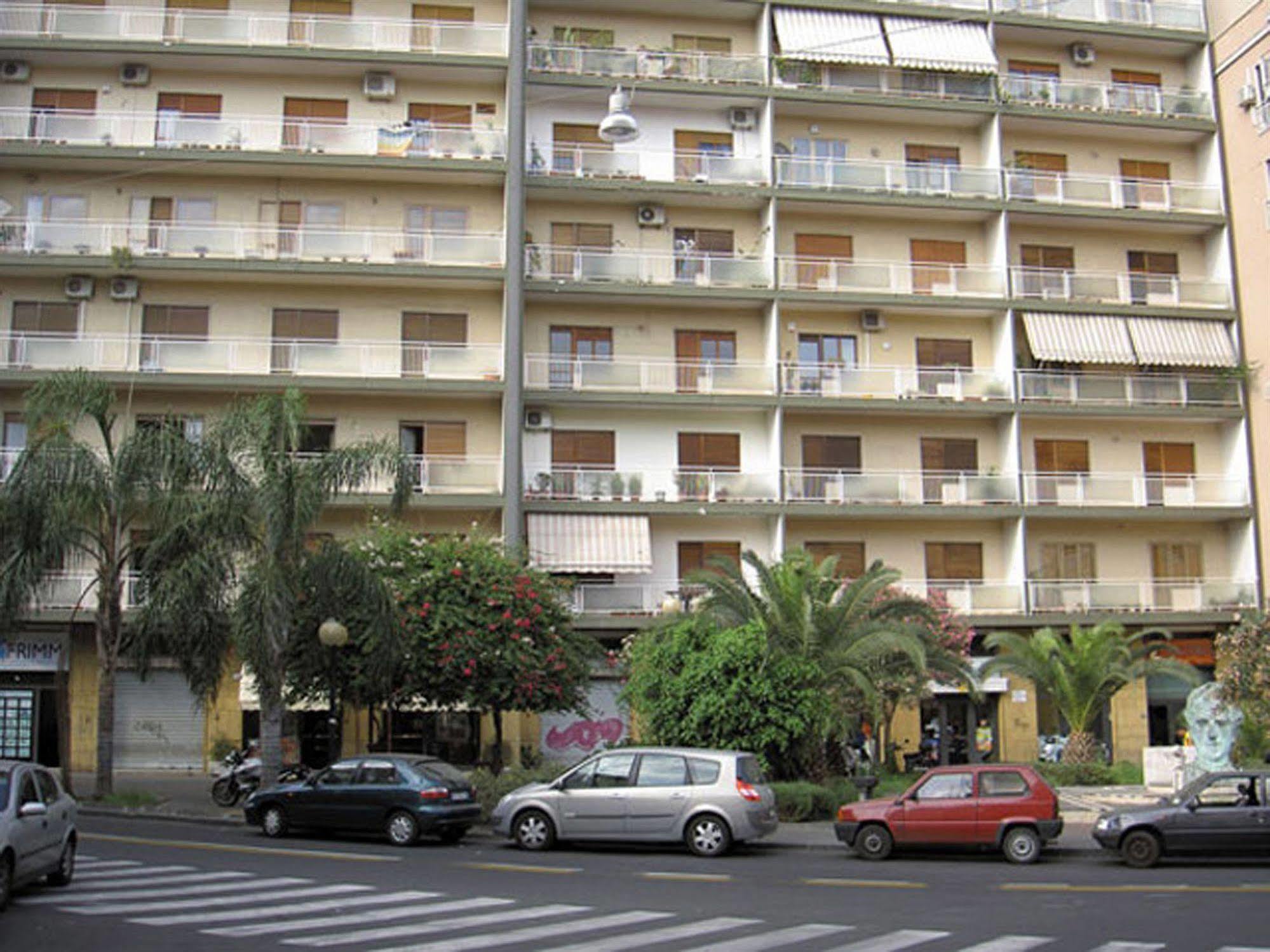 مبيت وإفطار كاتانيا Casa Tina Maugeri المظهر الخارجي الصورة